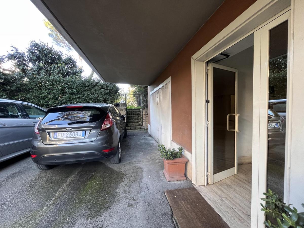 Ferienwohnung Monolocale A Mostacciano Rom Exterior foto