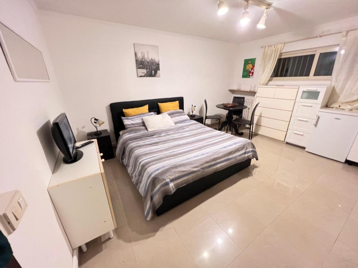 Ferienwohnung Monolocale A Mostacciano Rom Exterior foto
