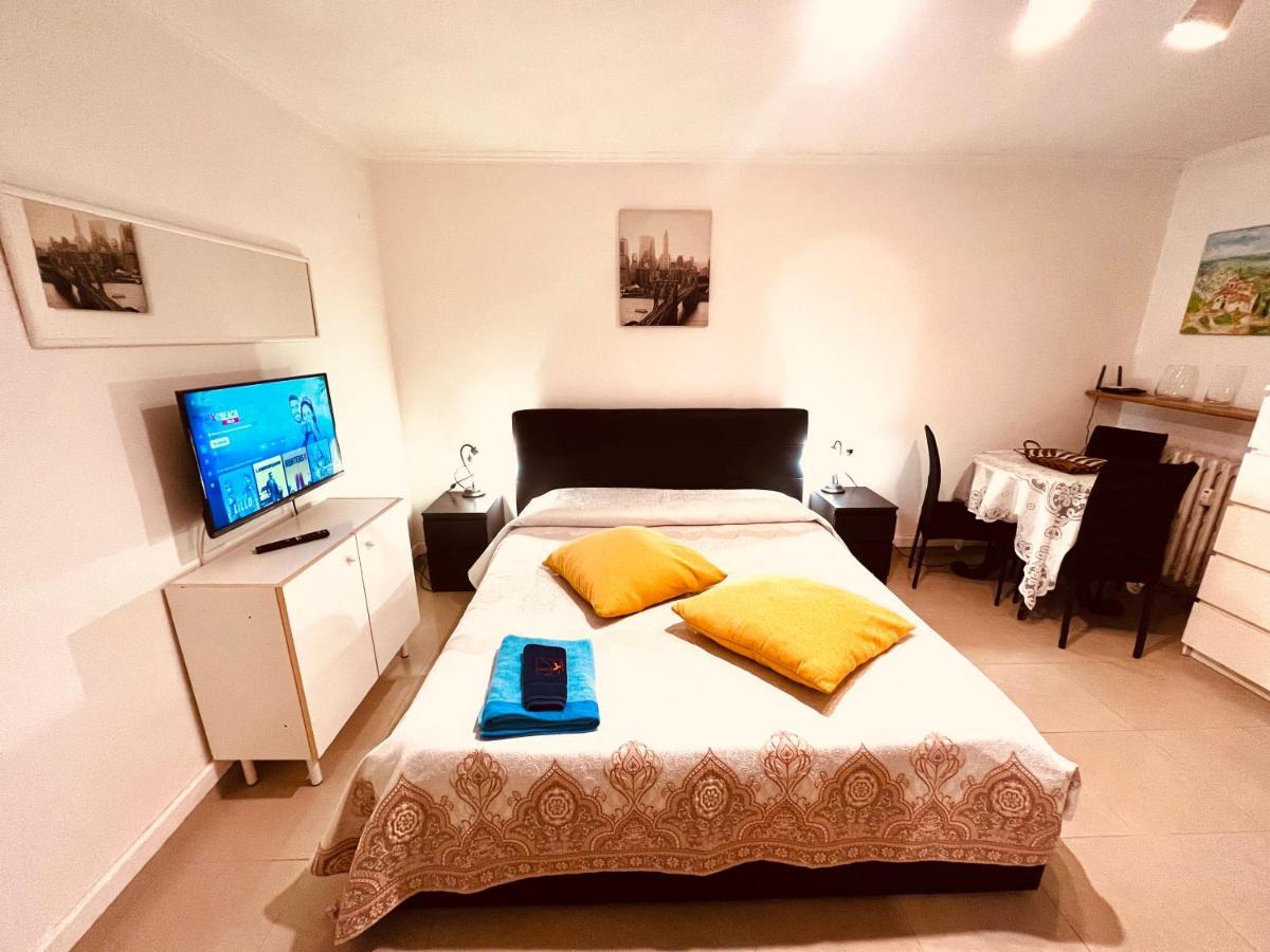 Ferienwohnung Monolocale A Mostacciano Rom Exterior foto
